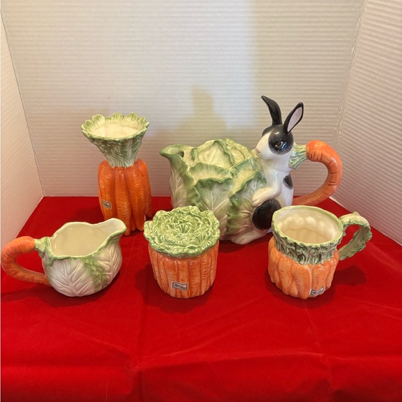 Fitz and Floyd Other - Fits and Floyd Rabit/Cabbage Tea Pot, creamer and sugar set.
